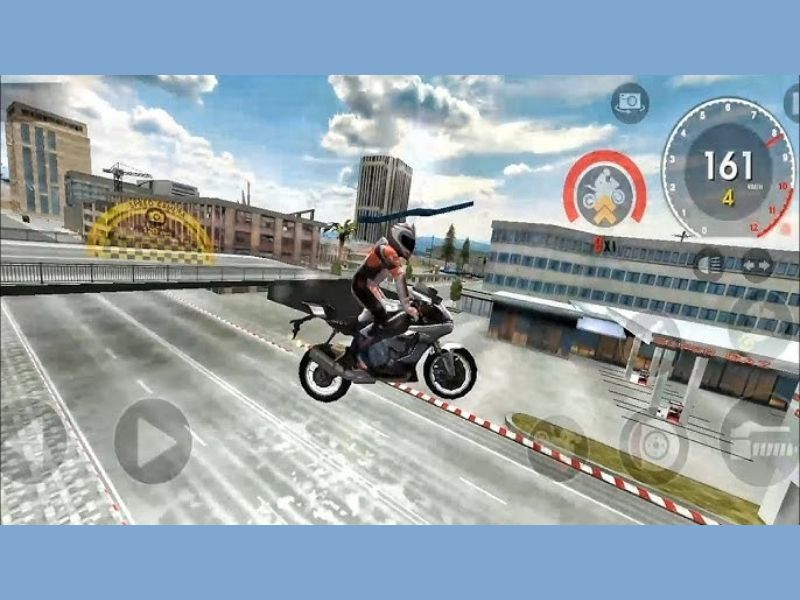 Game Xtreme Motorbikes Mod Xe Độ sở hữu đường đua đầy gay cấn